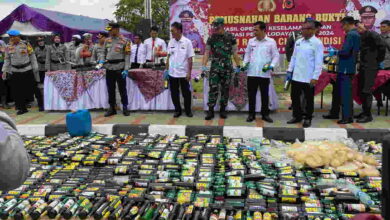 Polres Ciamis Musnahkan Ribuan Botol Miras Hasil Operasi Pekat